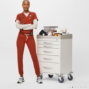 Figs scrub set- Auburn